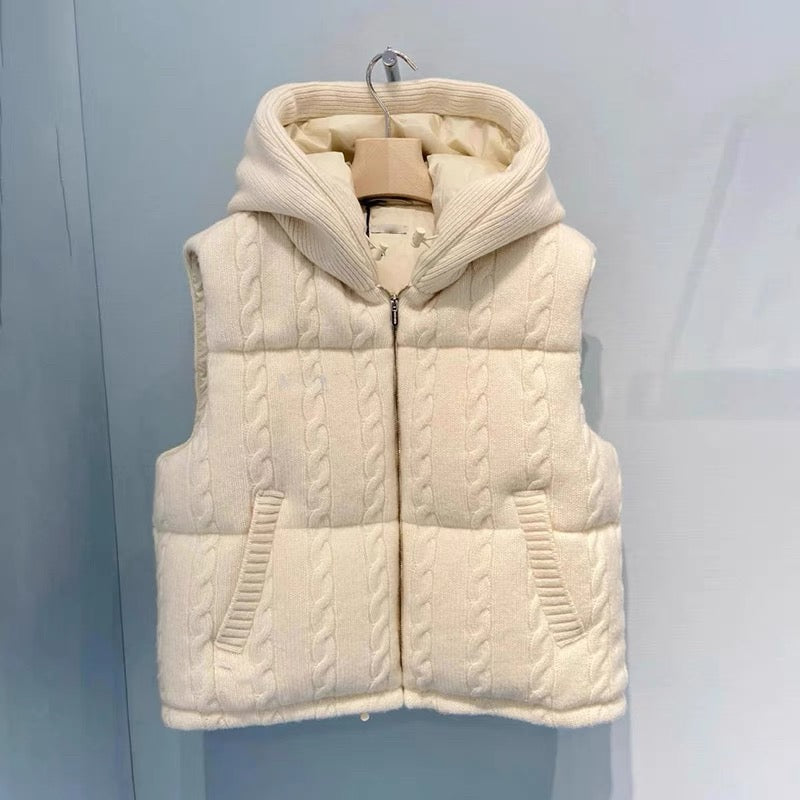 ケーブルニットフードダウンベスト Mc 275 – micury