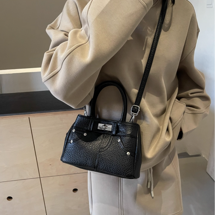 クラシックポケットスクエアミニバッグ Mc 264