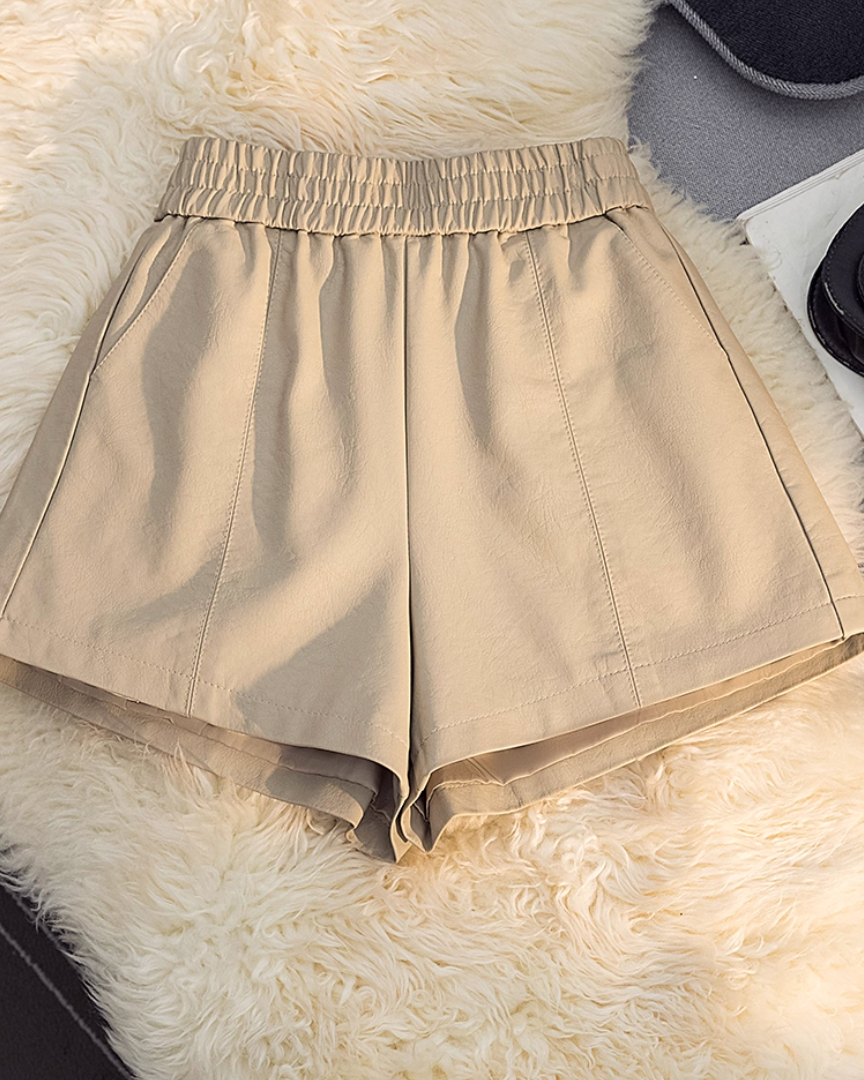 ハイウエストAラインフェイクレザーショートパンツ Mc 625