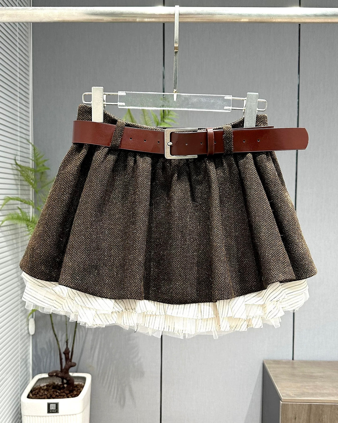 ベルト付きチュールレイヤードミニスカート Mc 768