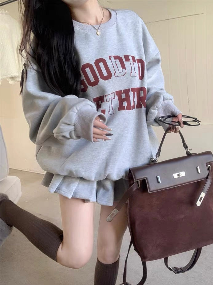 ロゴスウェット×プリーツスカートセットアップ Mc 590