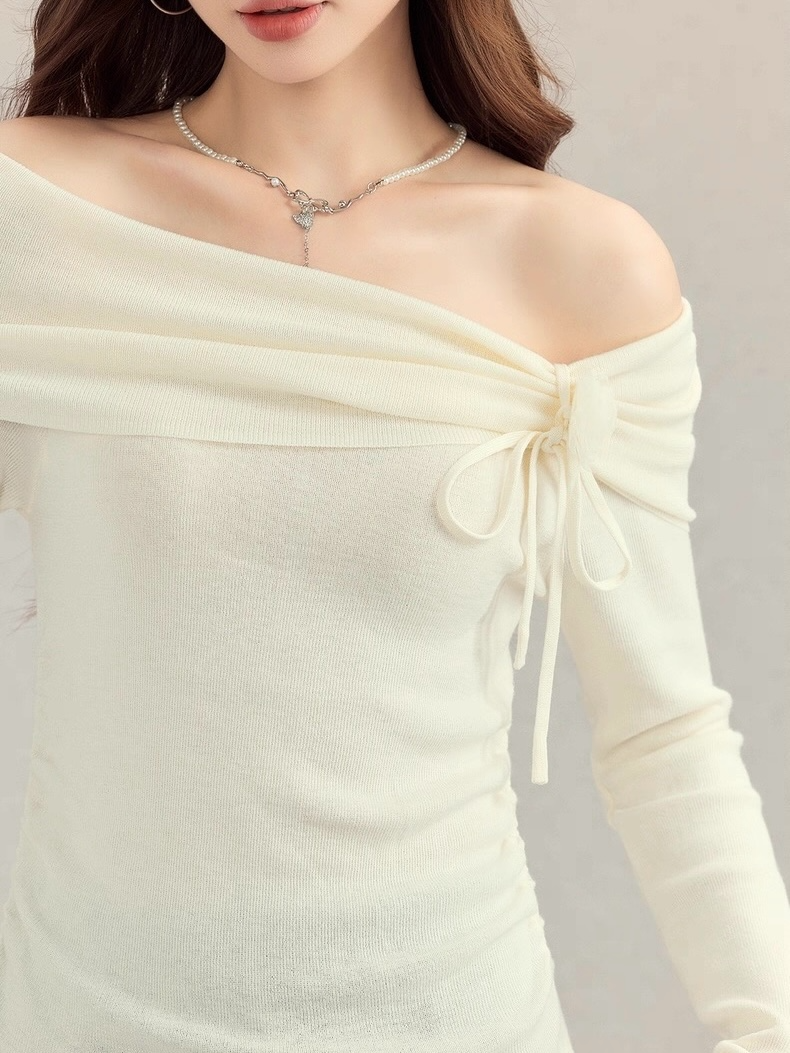 フラワーコサージュオフショルニット Mc 549