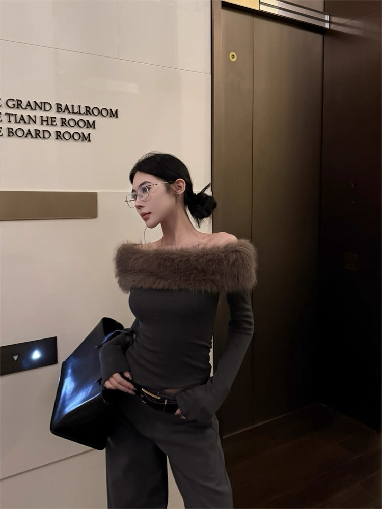 2wayフェイクファーオフショルトップス Mc 554