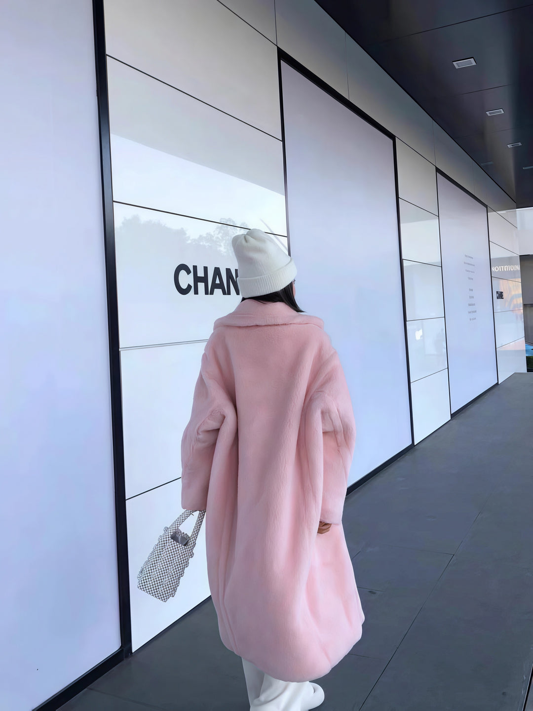 エアリーボアロングコート Mc 592