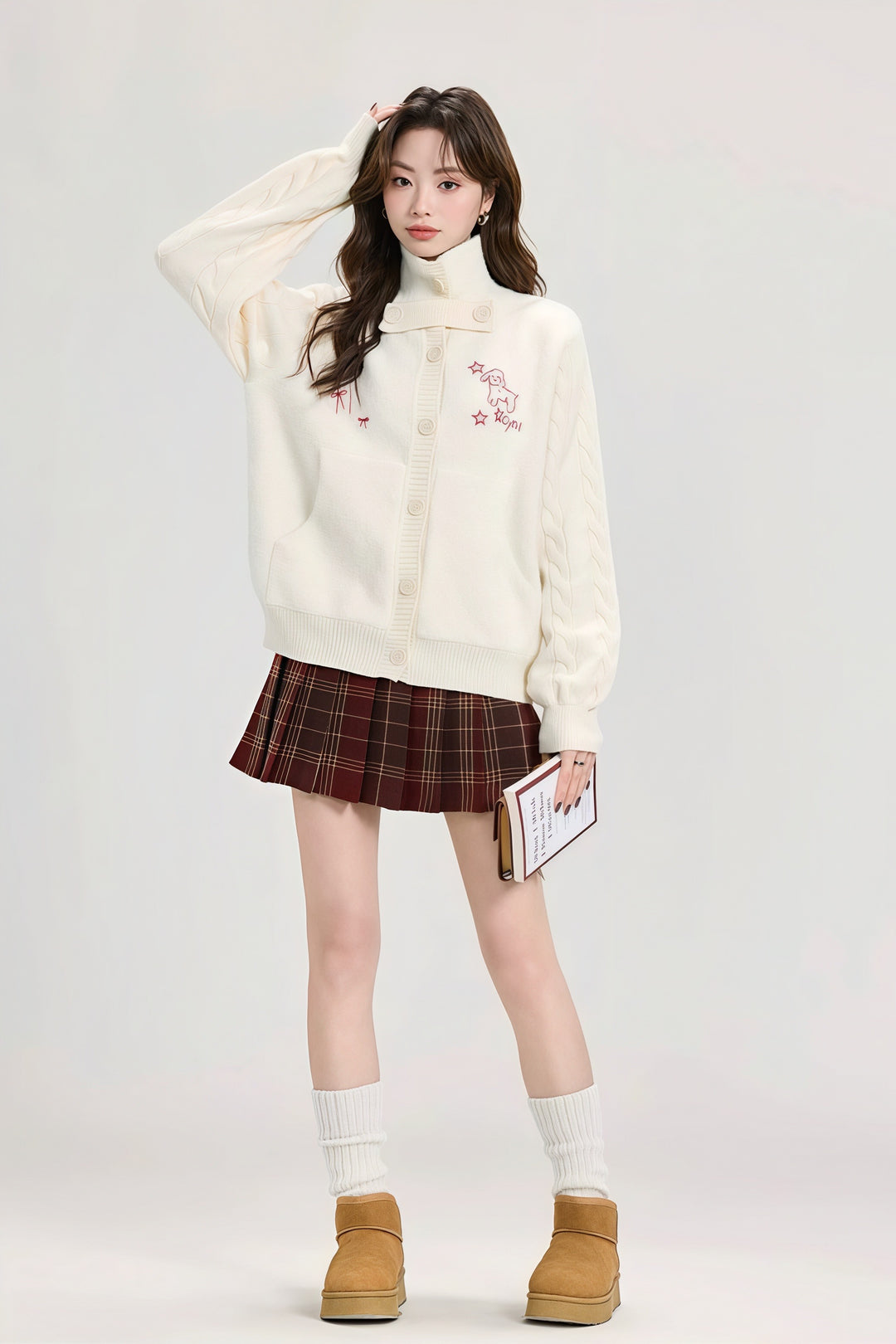 刺繍ハイネックケーブルニットカーディガン　Mc 543