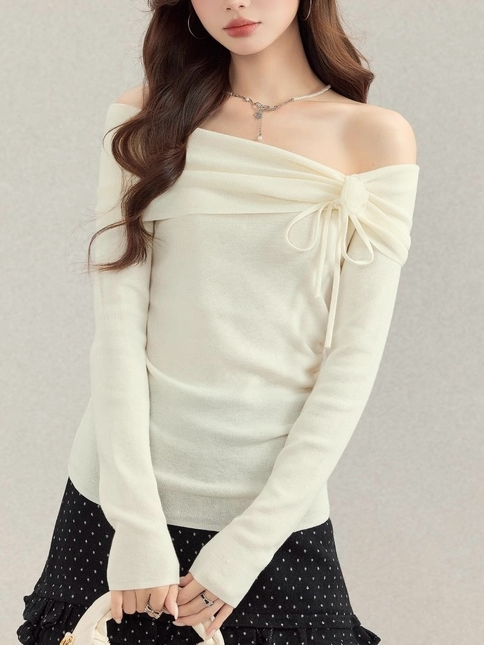 フラワーコサージュオフショルニット Mc 549