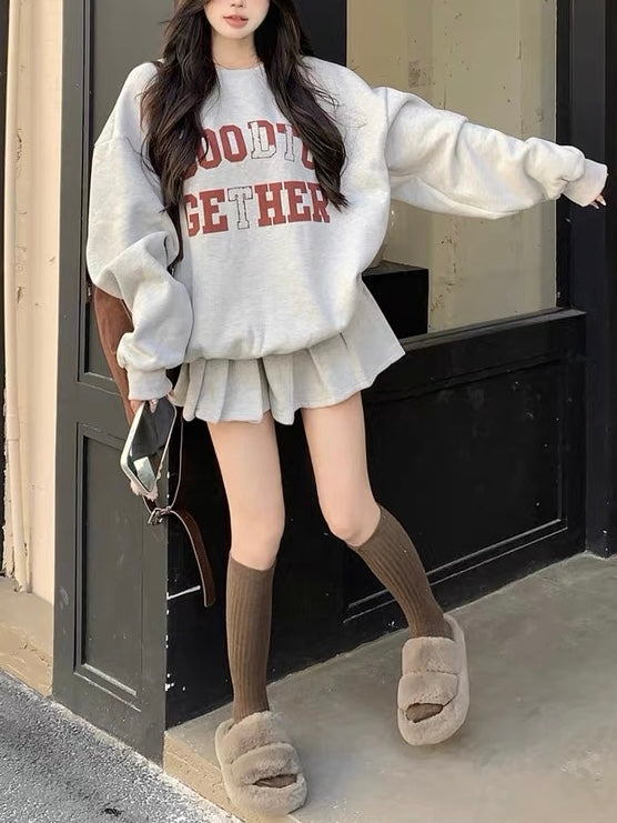 ロゴスウェット×プリーツスカートセットアップ Mc 590