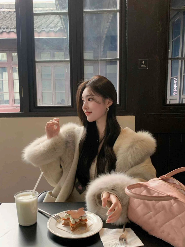 ベルト付きフードファーウールコート Mc 594