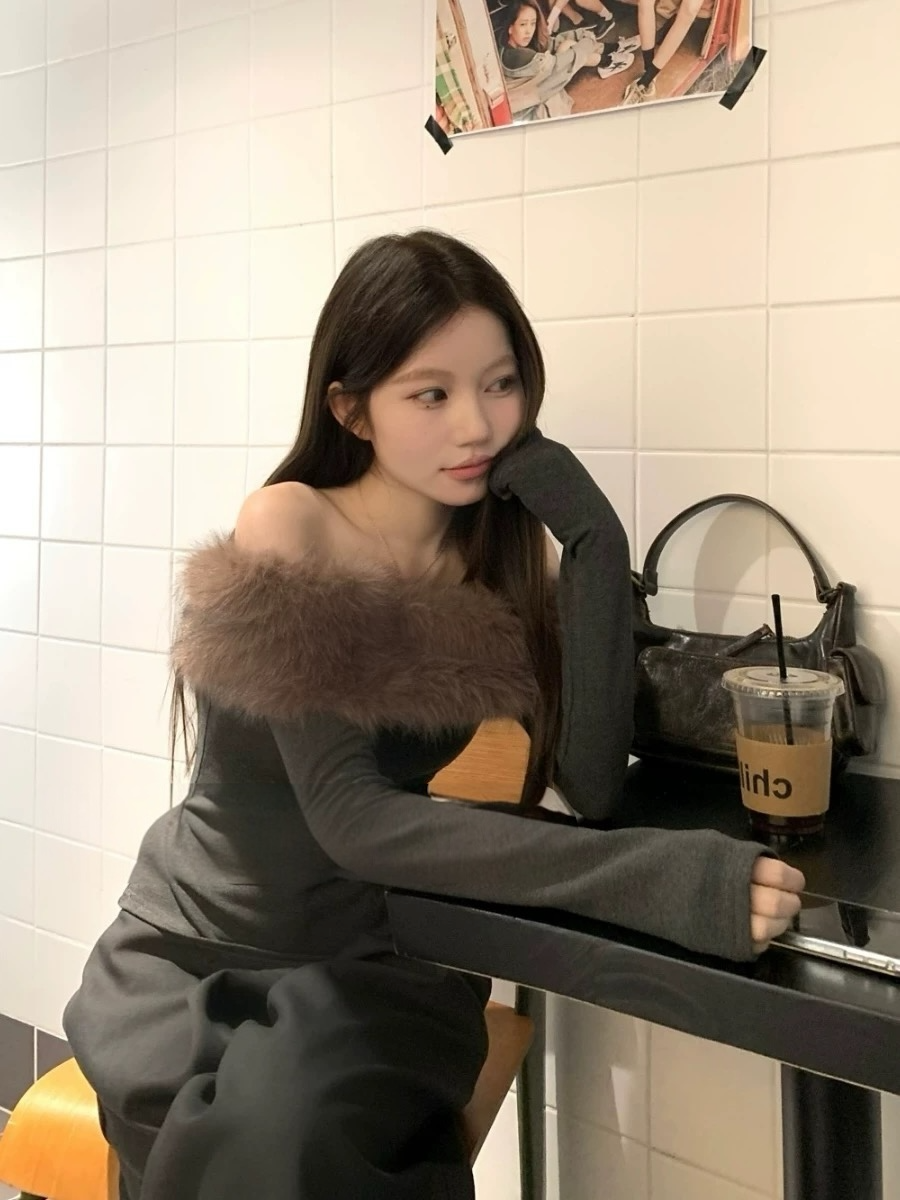 2wayフェイクファーオフショルトップス Mc 554