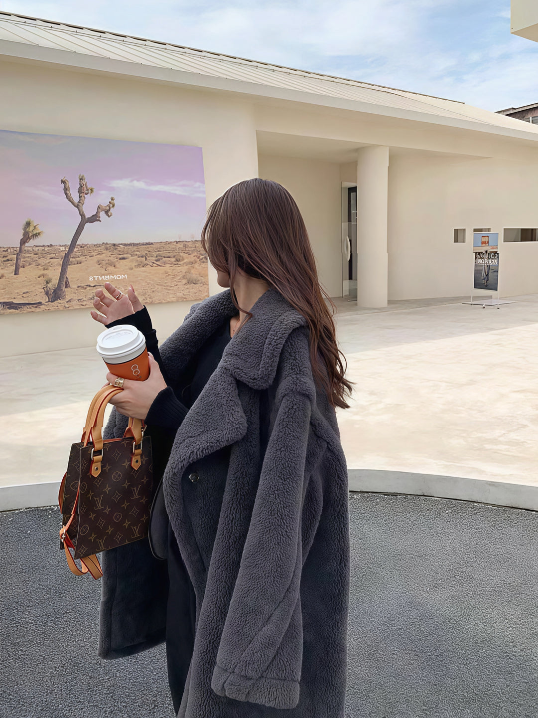 エアリーボアロングコート Mc 592