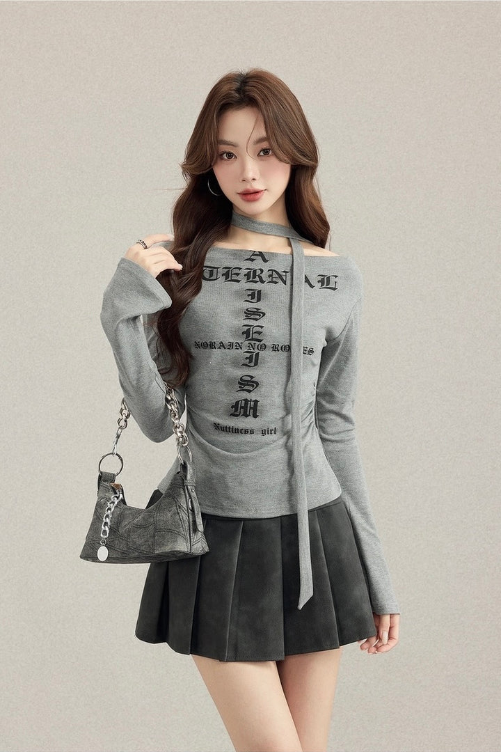 ブラックレターネックストラップTシャツ Mc 531