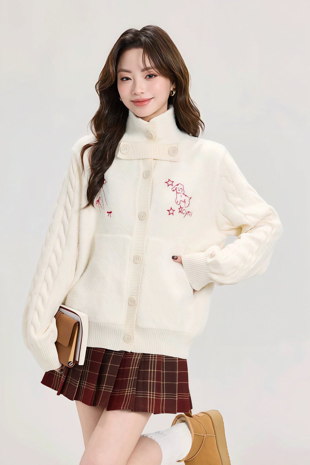 刺繍ハイネックケーブルニットカーディガン　Mc 543