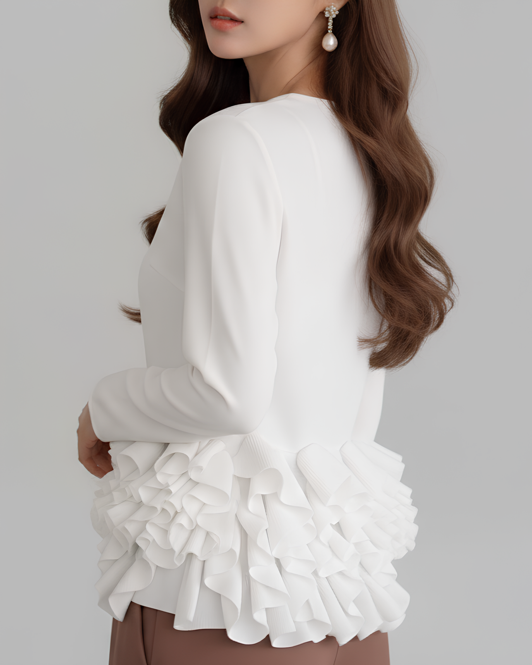 ボリュームフリルペプラムニットトップス Mc745