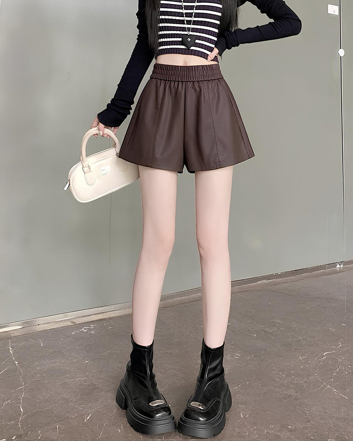 ハイウエストAラインフェイクレザーショーツ Mc 625